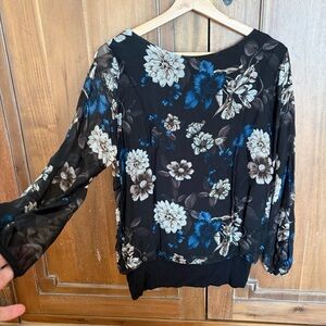 Viola Borghi Silk blouse- women’s size M made in a Italy NWT